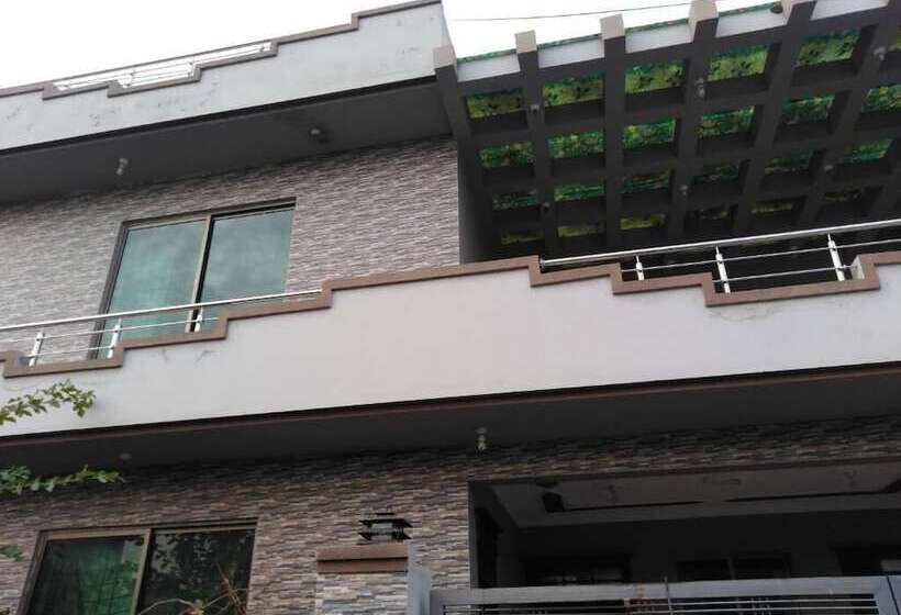 پانسیون Evergreen Guest Lodge   Egl