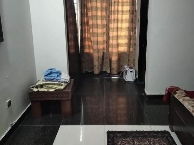 پانسیون Evergreen Guest Lodge   Egl