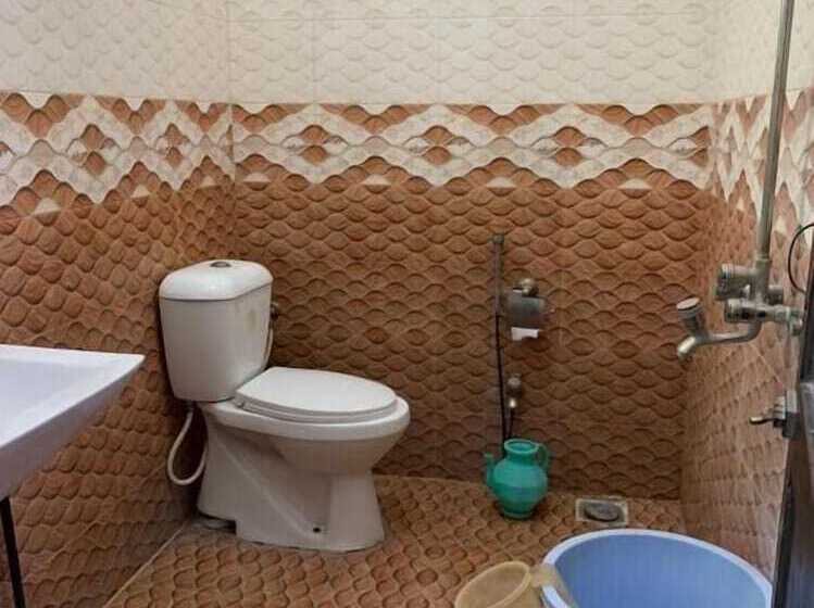 پانسیون Evergreen Guest Lodge   Egl