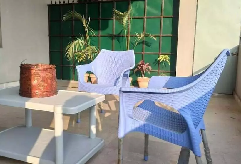 پانسیون Evergreen Guest Lodge   Egl