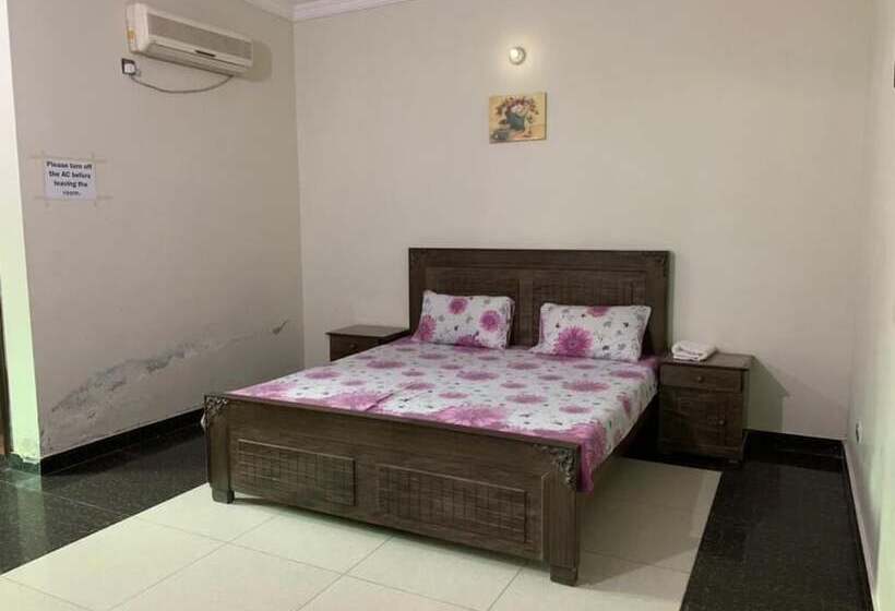 پانسیون Evergreen Guest Lodge   Egl