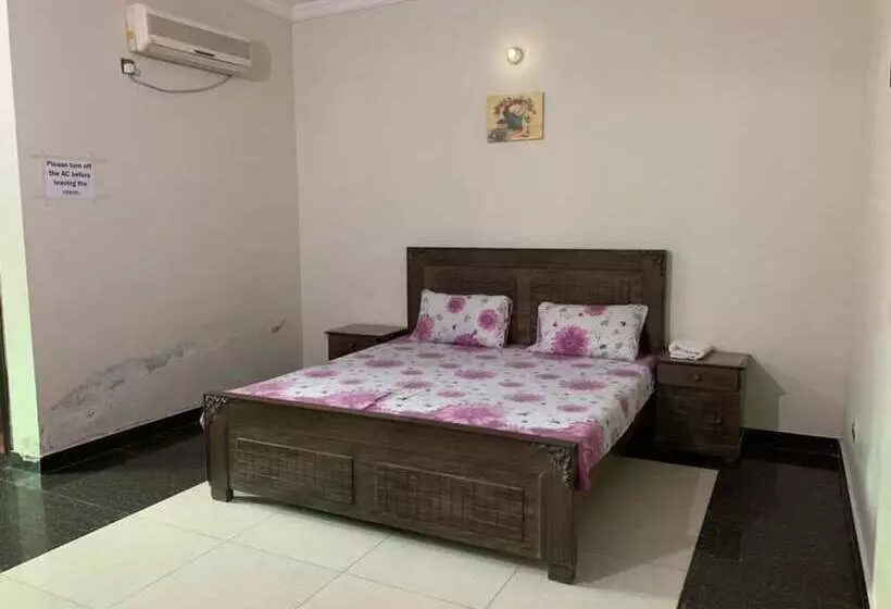 پانسیون Evergreen Guest Lodge   Egl