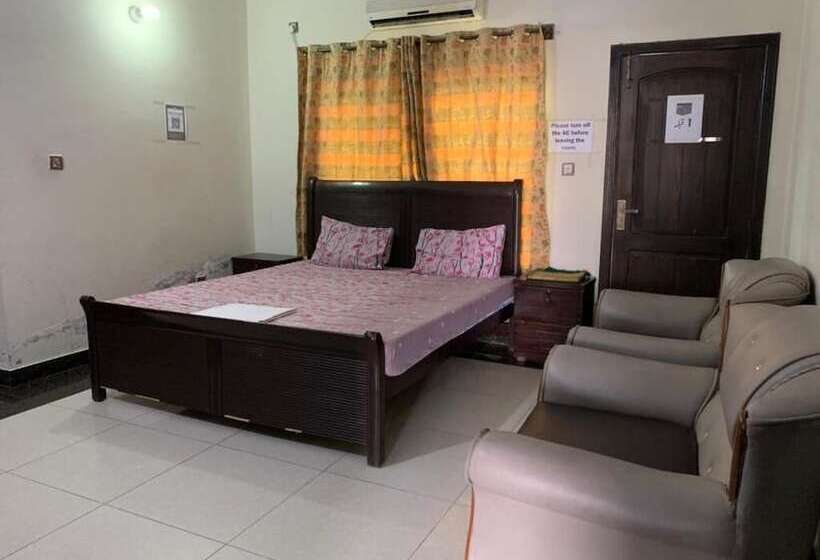 پانسیون Evergreen Guest Lodge   Egl