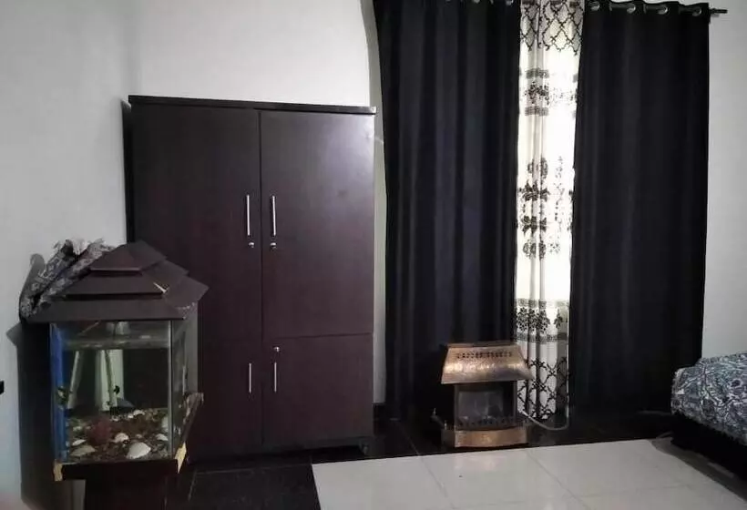 پانسیون Evergreen Guest Lodge   Egl