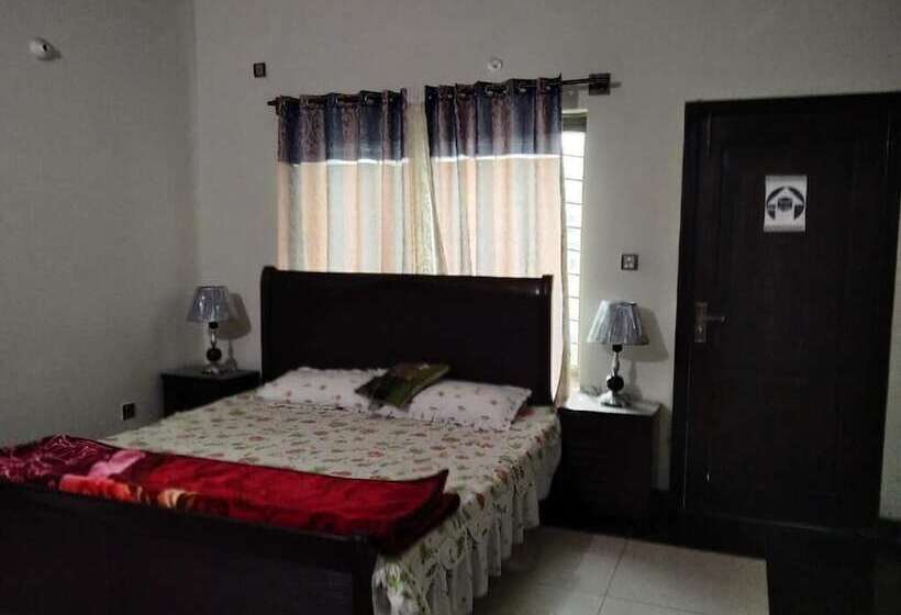 پانسیون Evergreen Guest Lodge   Egl