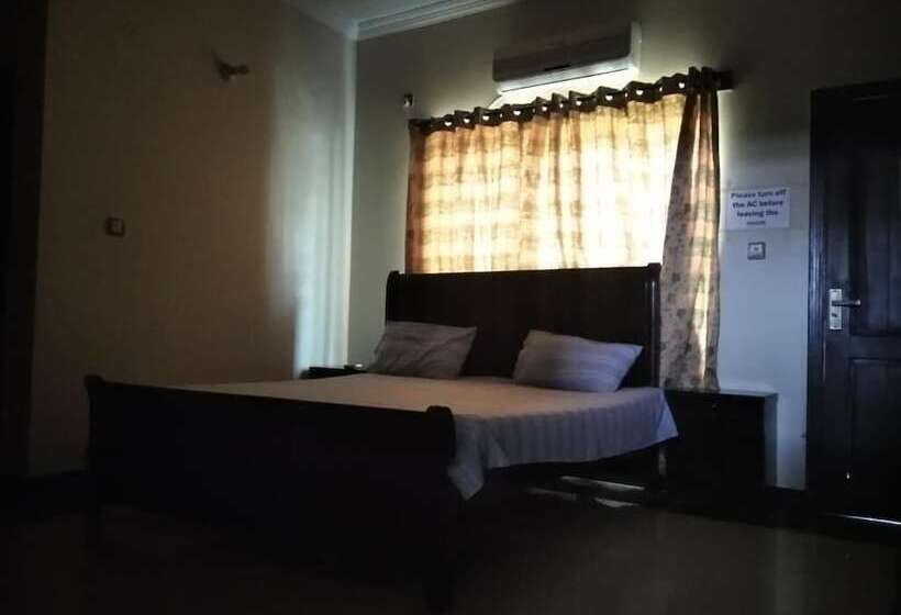 پانسیون Evergreen Guest Lodge   Egl