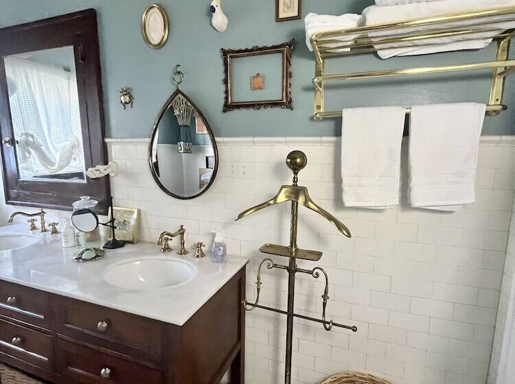 پانسیون Harbinson House