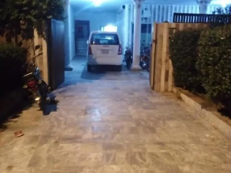 پانسیون New City Lodges Guest House