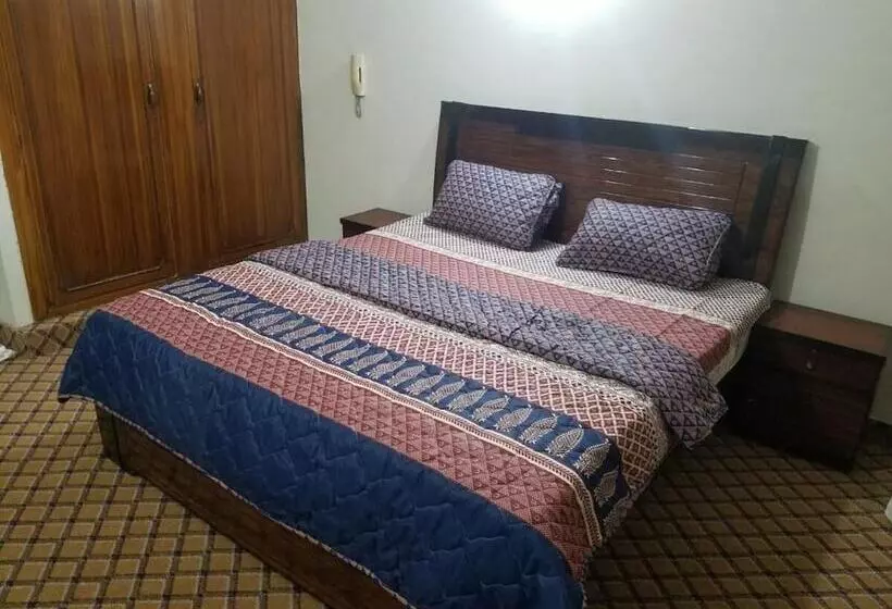 پانسیون New City Lodges Guest House