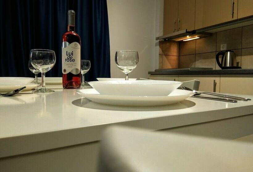 بنسيون Olympus House