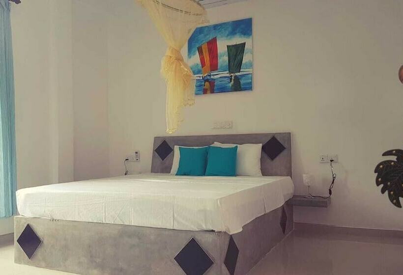 膳宿费 The Flipflop