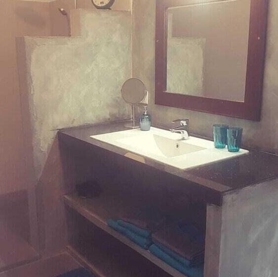 膳宿费 The Flipflop