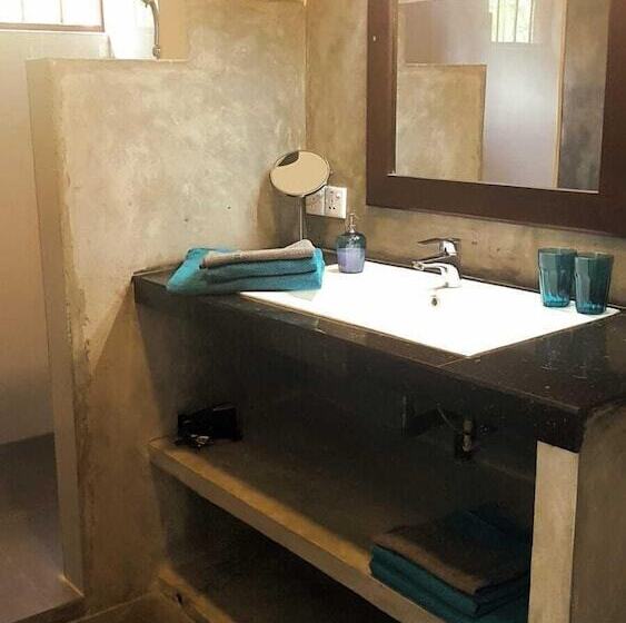 膳宿费 The Flipflop