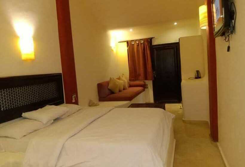 استراحتگاه Sakkara Country Club