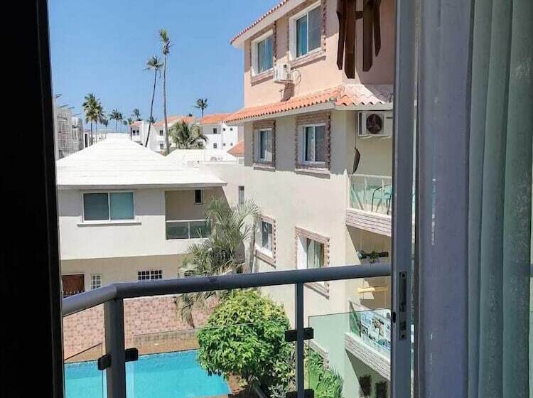 هتل Rosa Apartamento Compartido