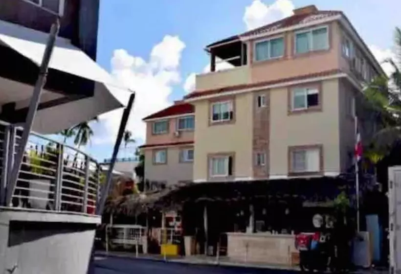 هتل Rosa Apartamento Compartido