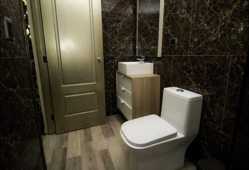 هتل Rosa Apartamento Compartido