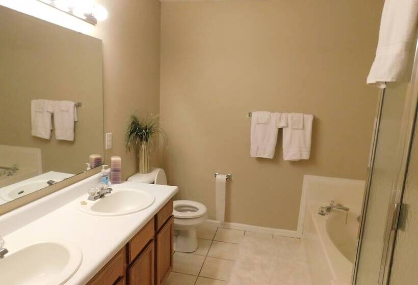 ベッドアンドブレックファースト Evonne S Sharing House