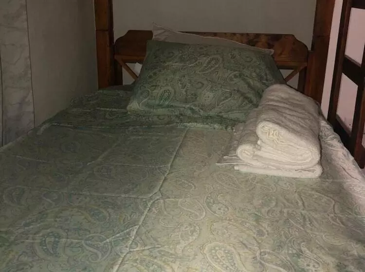 Casa Roca Hostel