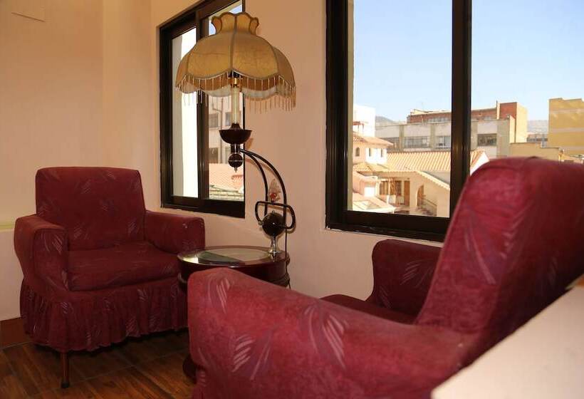 Cruz De Los Andes Hostal