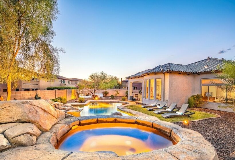 Desert Hills Estate