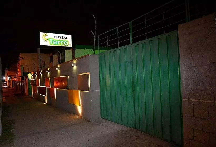 Hostal Terra 3 Base Aerea