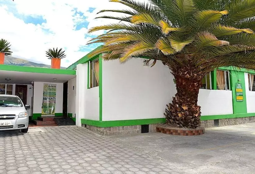 Hostal Terra 3 Base Aerea
