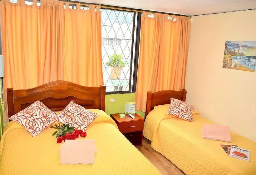 Hostal Terra 3 Base Aerea