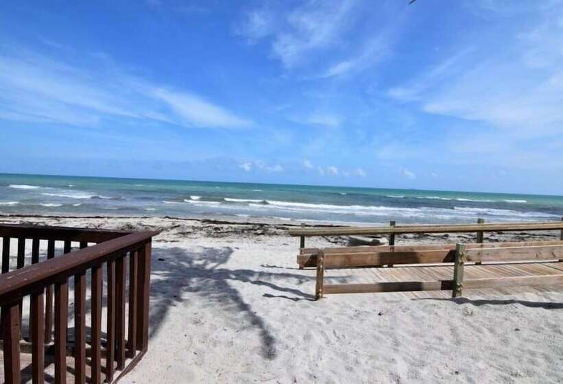 酒店 Amazing 2 Bed 2 Bath With Ocean View @ Tides