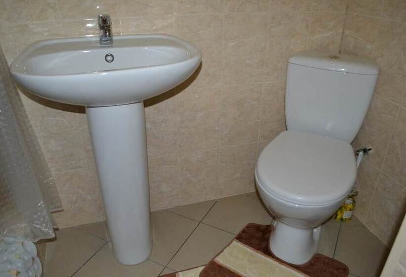 בית מלון כפרי Home