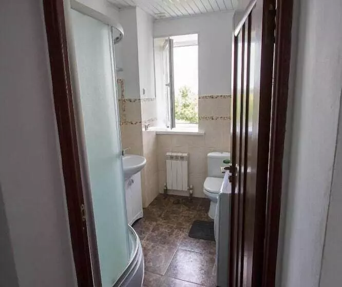 Hotelli Returning Brotherhood Dme