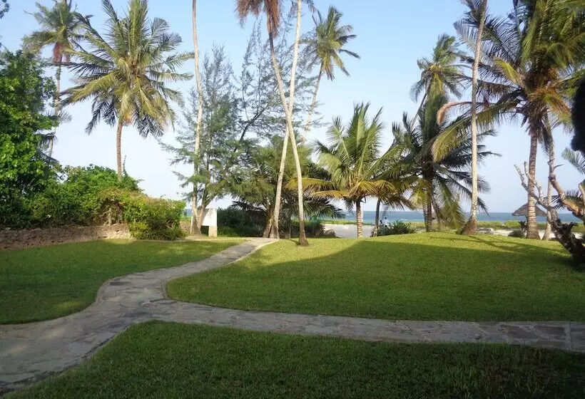 هتل Simba Oryx Beach Cottages