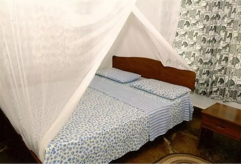 هتل Simba Oryx Beach Cottages