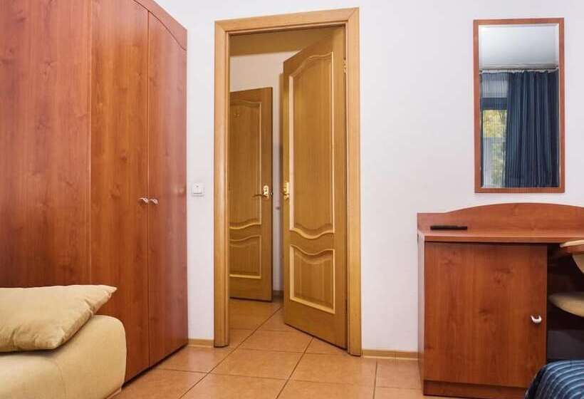 Legend Hotel Petropavlovka