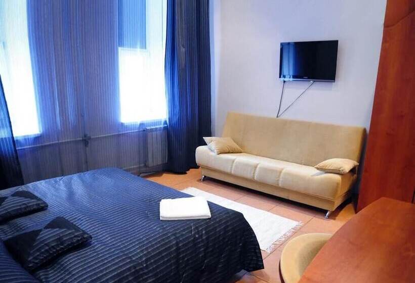 Legend Hotel Petropavlovka