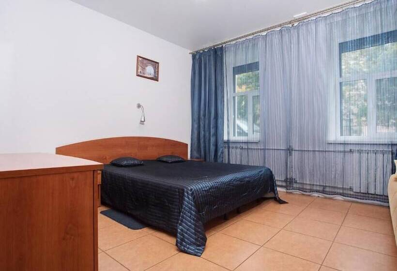 Legend Hotel Petropavlovka