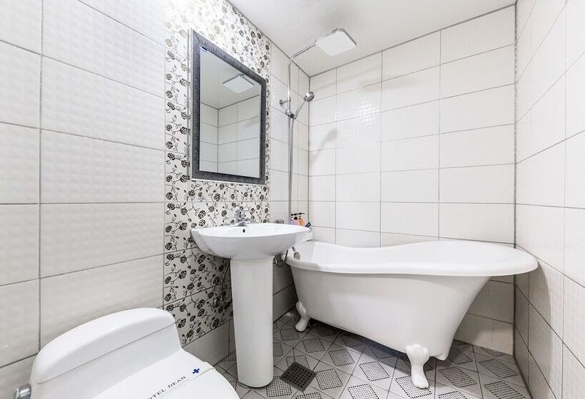 汽车旅馆  Hwagok Dean