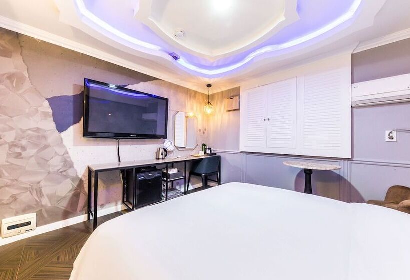 汽车旅馆  Hwagok Dean