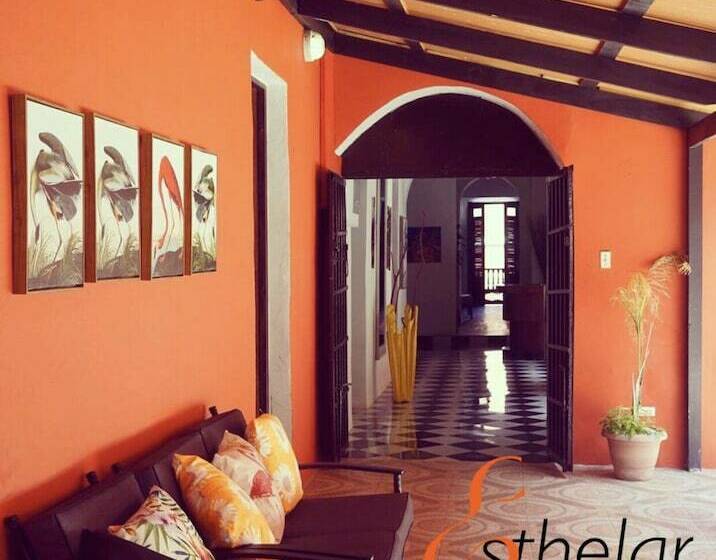 پانسیون Esthelar Lodging