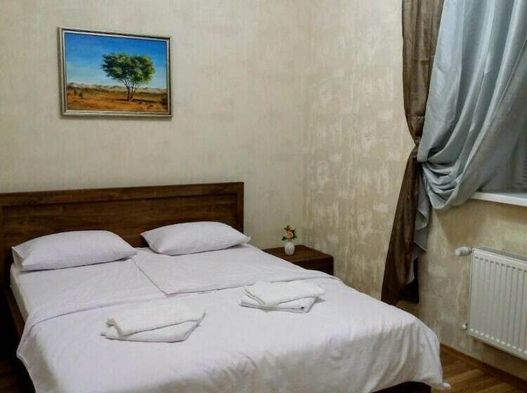 Panzió Guest House Kiev Forest