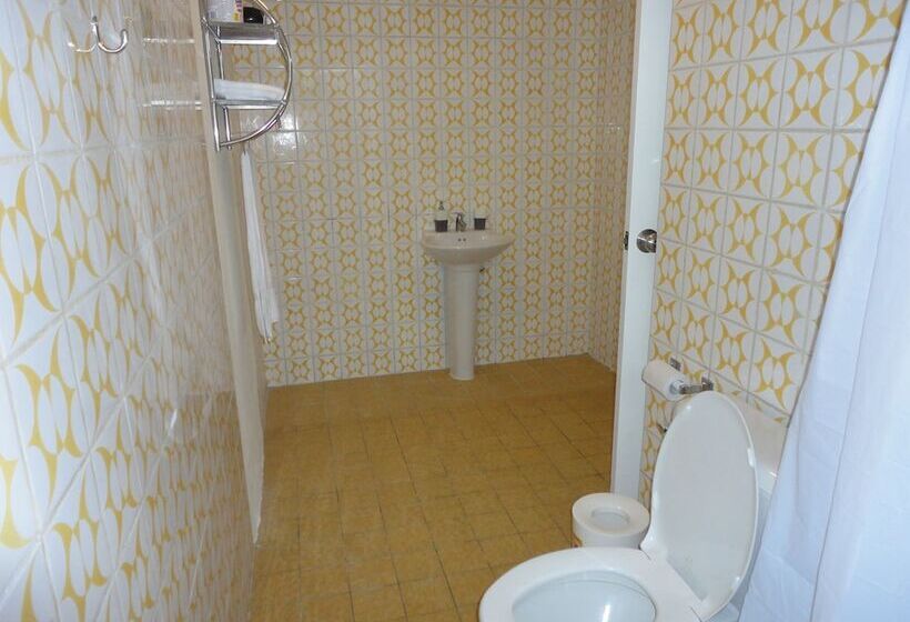 پانسیون Jade's Oasis