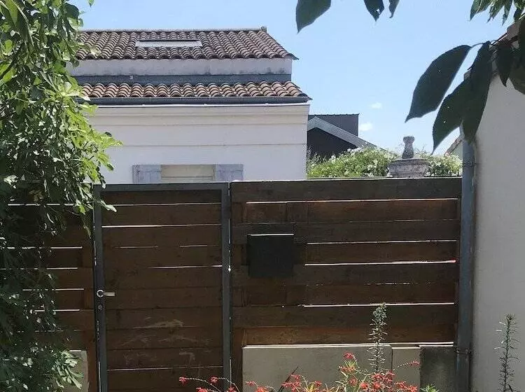 Majatalo Maison D Hôtes La Villa Caramac