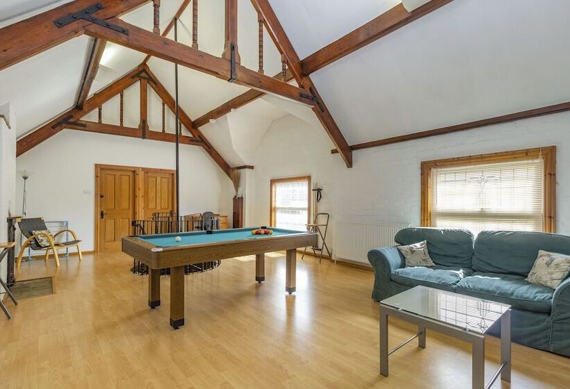 Southport Coach House