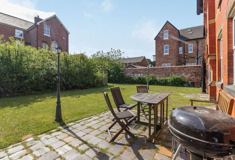 Southport Coach House