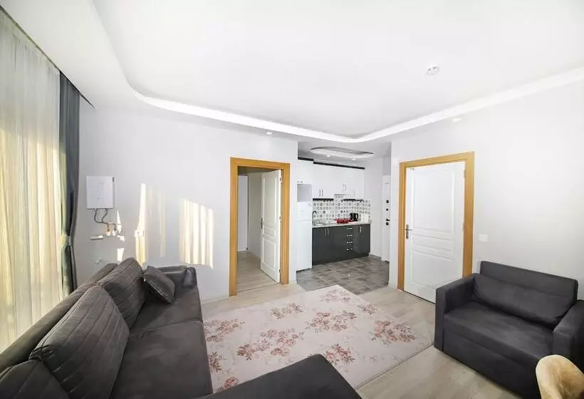 Adam Apart Hotel 2