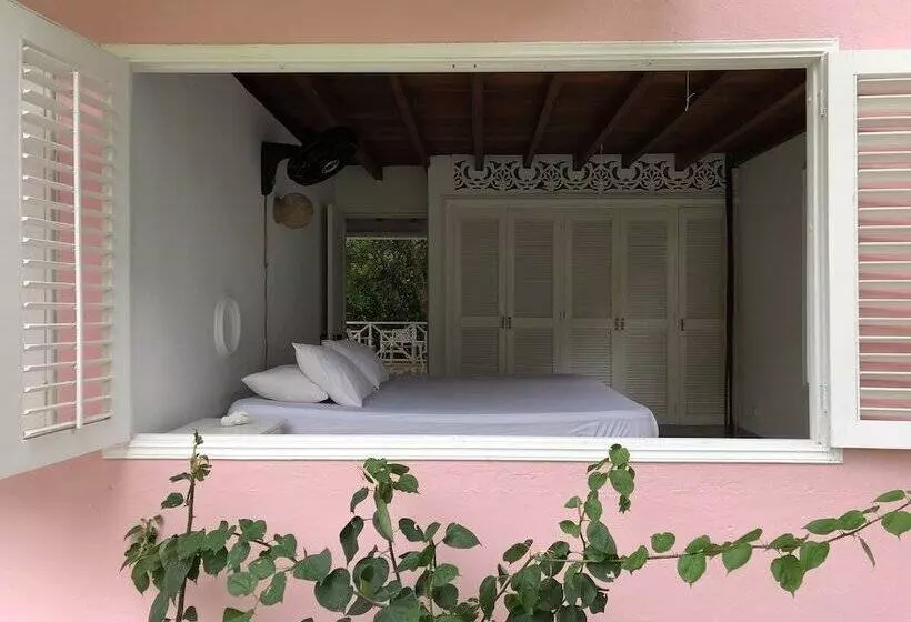 Retkeilymaja Secreto