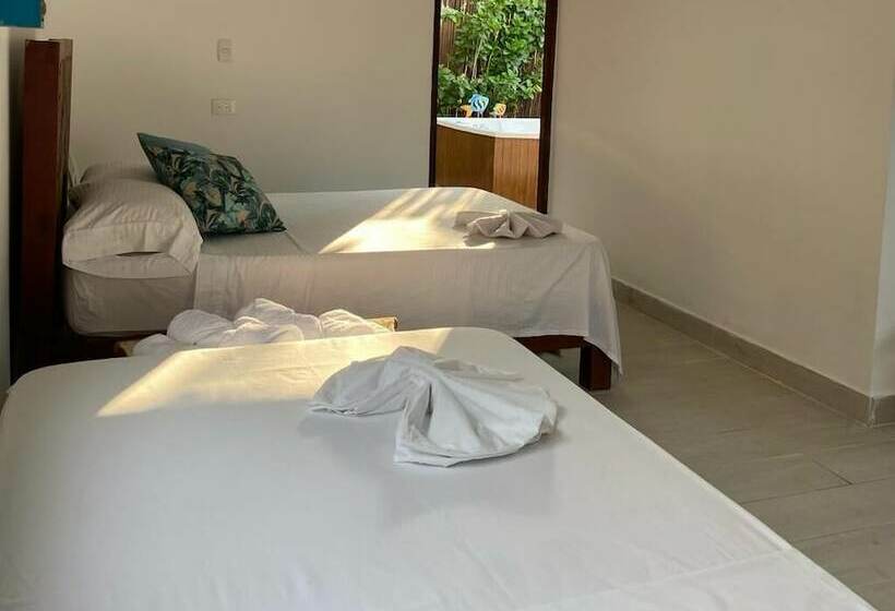 호스텔 Sunsets Del Rosario