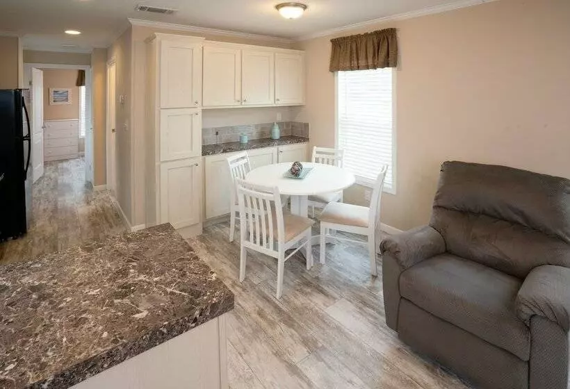 Lomakeskus Baker Acres