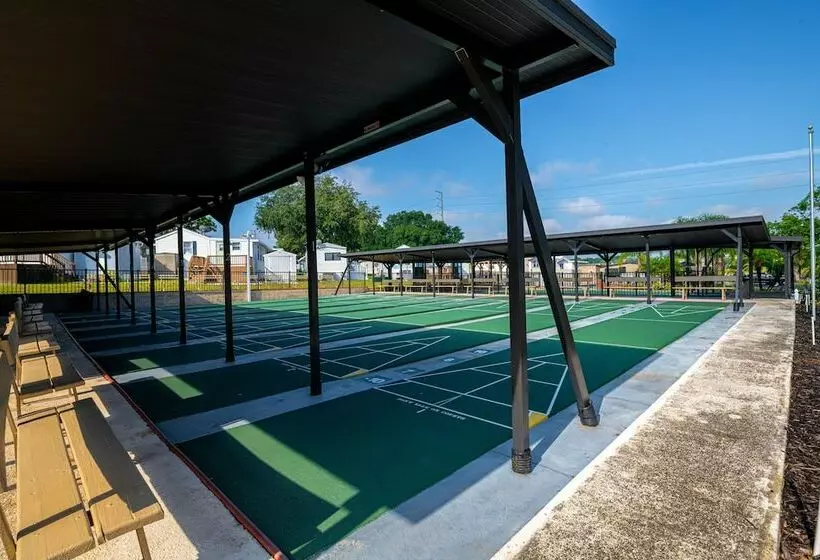 Lomakeskus Baker Acres