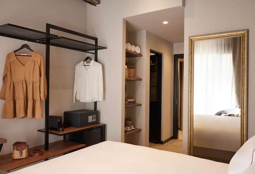 Anise, Aluma Hotels & Resorts